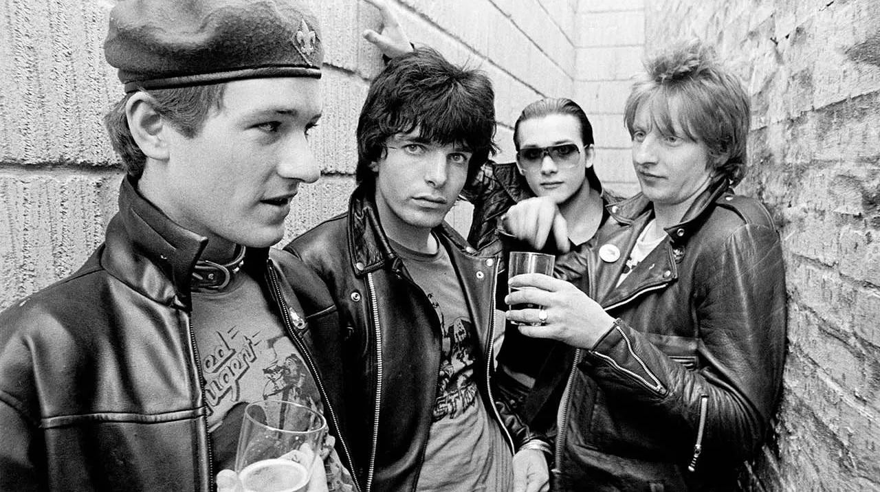 Best Punk Records to Start a Collection – Dead Tank Records
